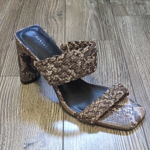 Articles Of Society Asti Brown Braided Women's Snakeskin Block Heels Size 8